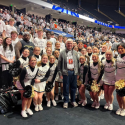 JHS wbb mayor and fans