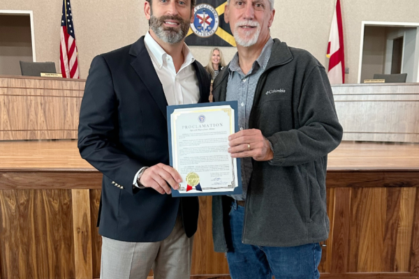 Mayor Gates and WC Extension Director Danny Cain