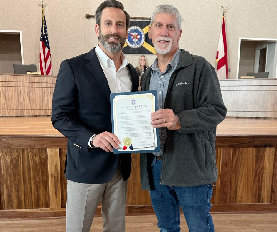 Mayor Gates and WC Extension Director Danny Cain