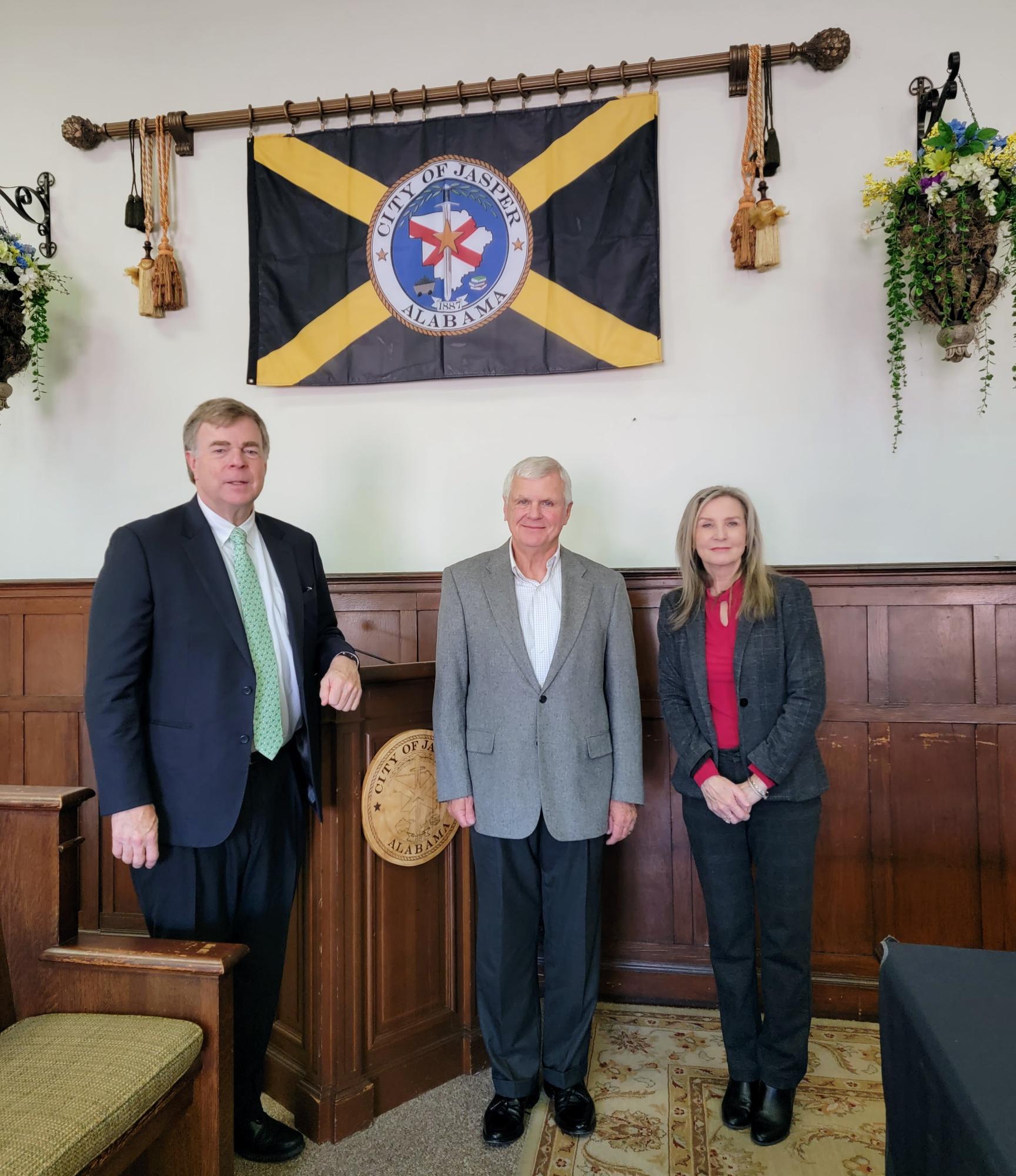 huntsville mayor tommy battle visits